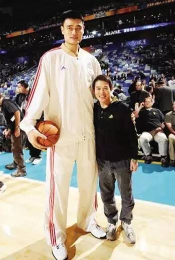 明星足球队 明星足球队