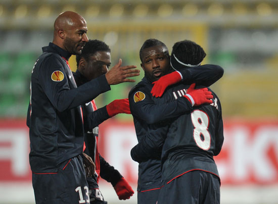 1亿欧元的 1亿欧元的