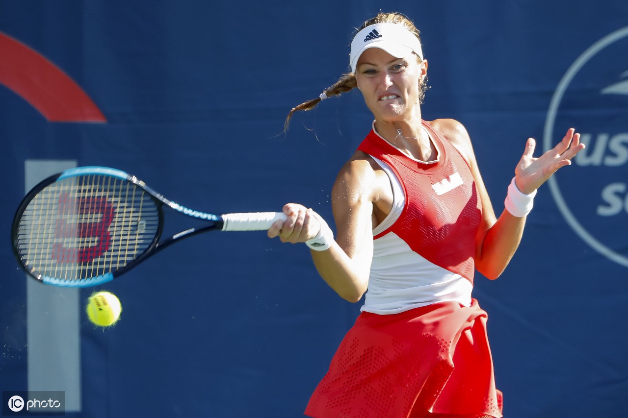 的游泳姿态 的游泳姿态