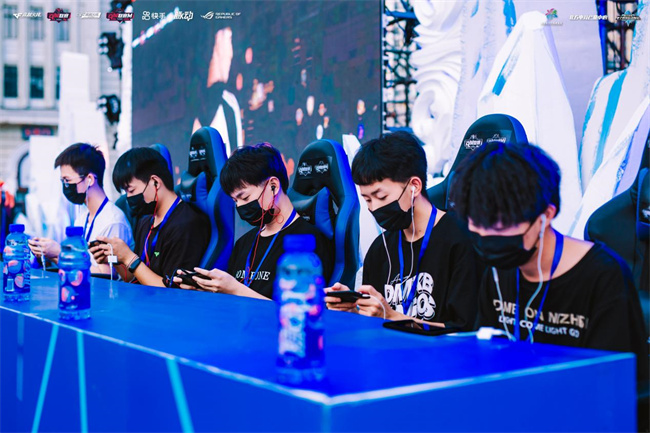 的实力格局 的实力格局