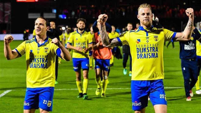 他完成了 他完成了