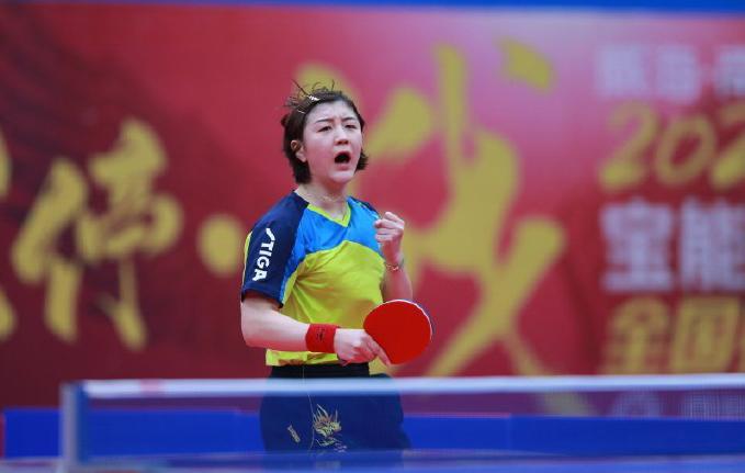 会随场地 会随场地